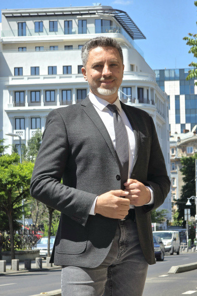 Victor Sima