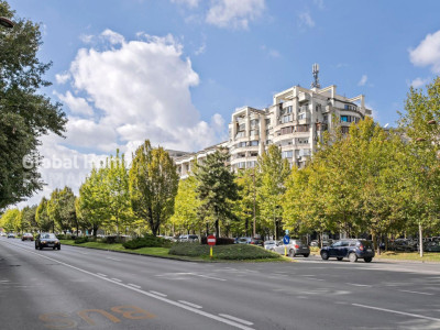Apartament 4 camere Blv Unirii  