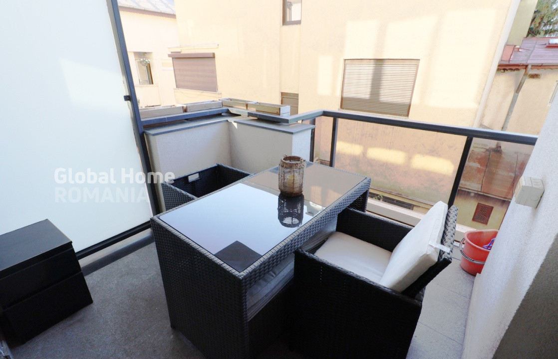 APARTAMENT 2 CAM | 1 MAI – PIATA DOMENII / CASIN | 2007 | Et 1/4 |