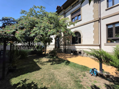 Cismigiu Garden | Office Interbelic Villa - 12 Rooms - 637 Land - 441Sqm Surface