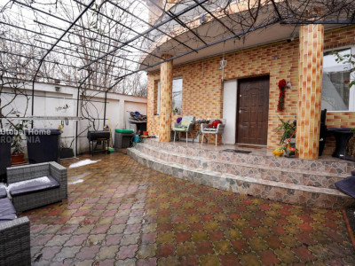 Vilă 5 camere | Barbu Văcărescu | Curte | Ideal birouri | Rezidențial