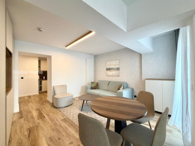 Bulevardul Unirii ✦ Double Studio ✦ 2 Balconies ✦ Panoramic Skyline Views 