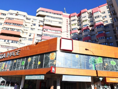 apartament 3 camere cu vedere panoramică/ 1 Mai / Vedere spate-fata / Mega Image