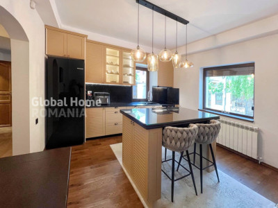 Închiriere Vilă | Renovată Premium | 5 Camere | Central